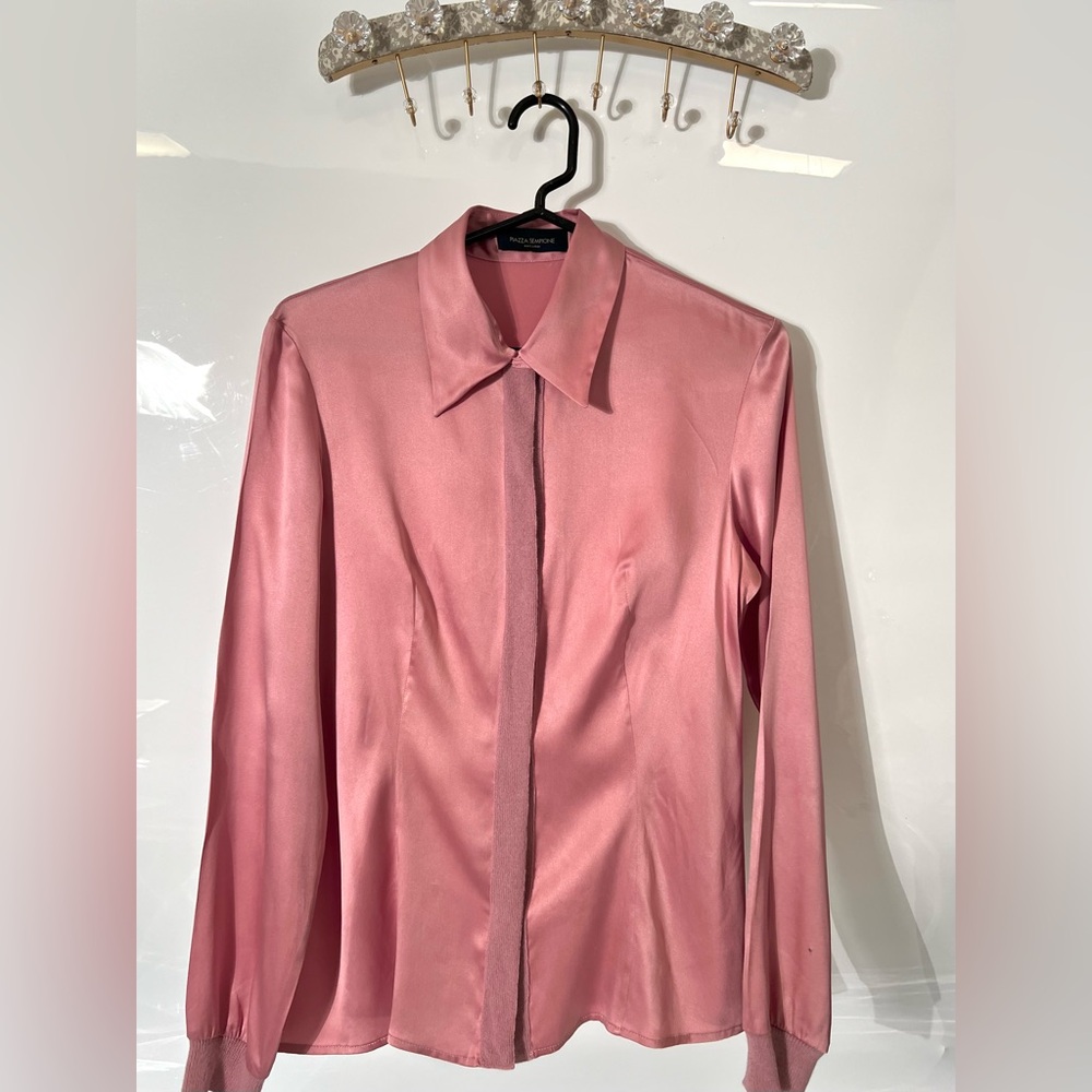 Piazza Sempione Long-sleeved Silk Blouse,Concealed Snap Placket Rose Size 42